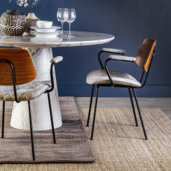 Chaise PERFY à accoudoirs - Toile damier & bois de Noyer