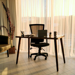 Bureau en bois massif - PARLY
