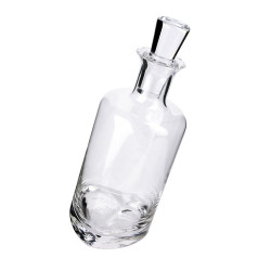 Carafe à jus penchée